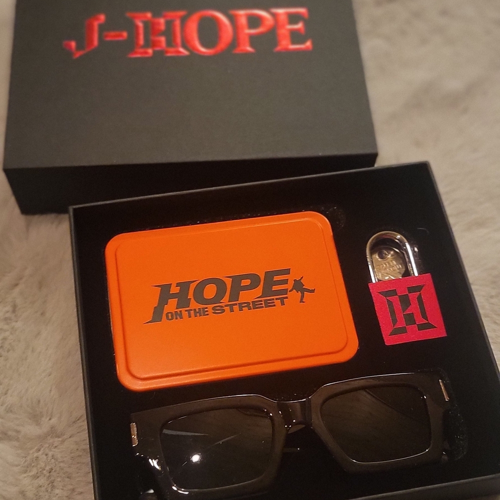 J-Hope Street Style Gift Set